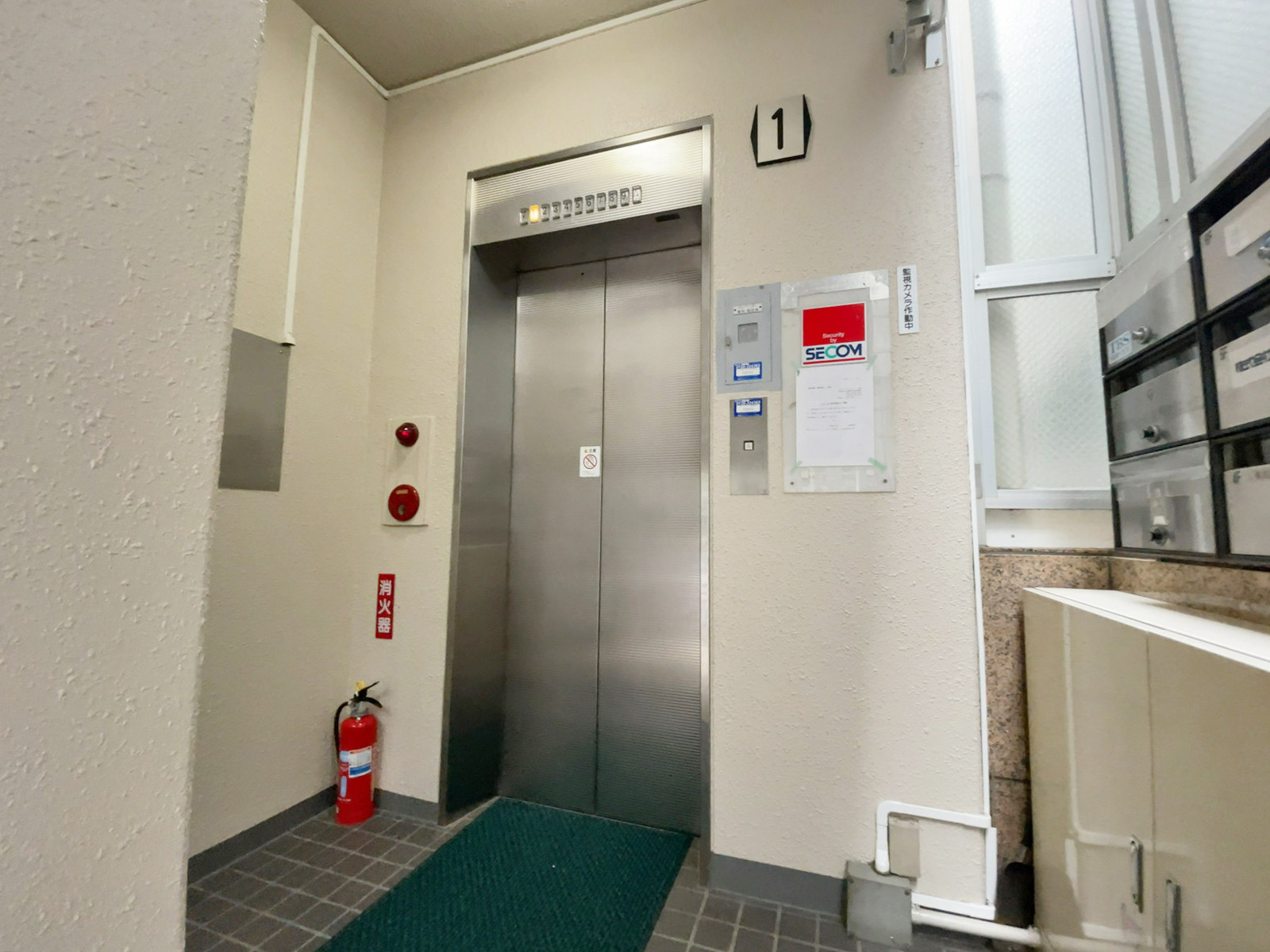 エレベーター