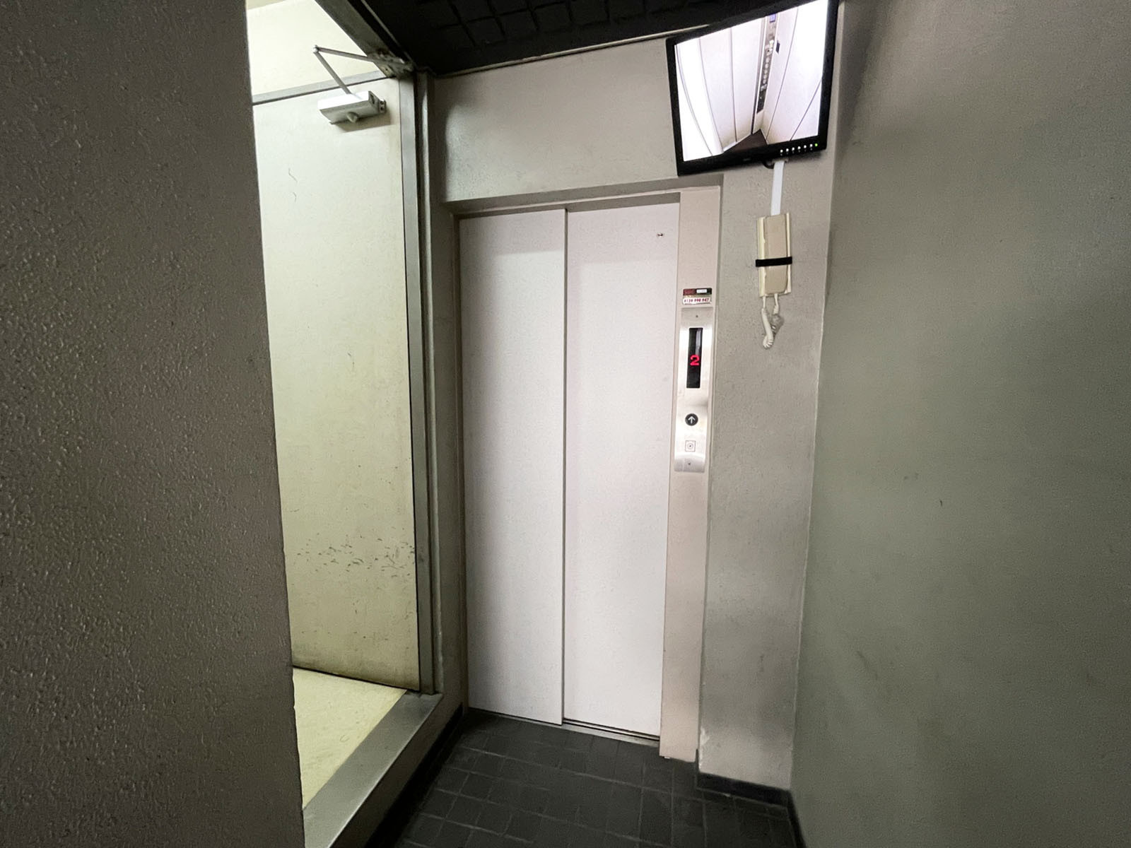 エレベーター