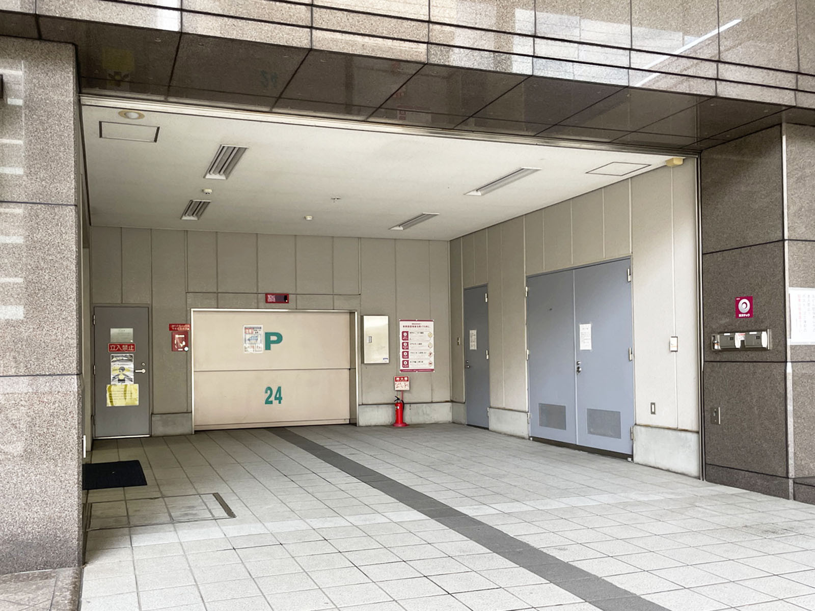 駐車場