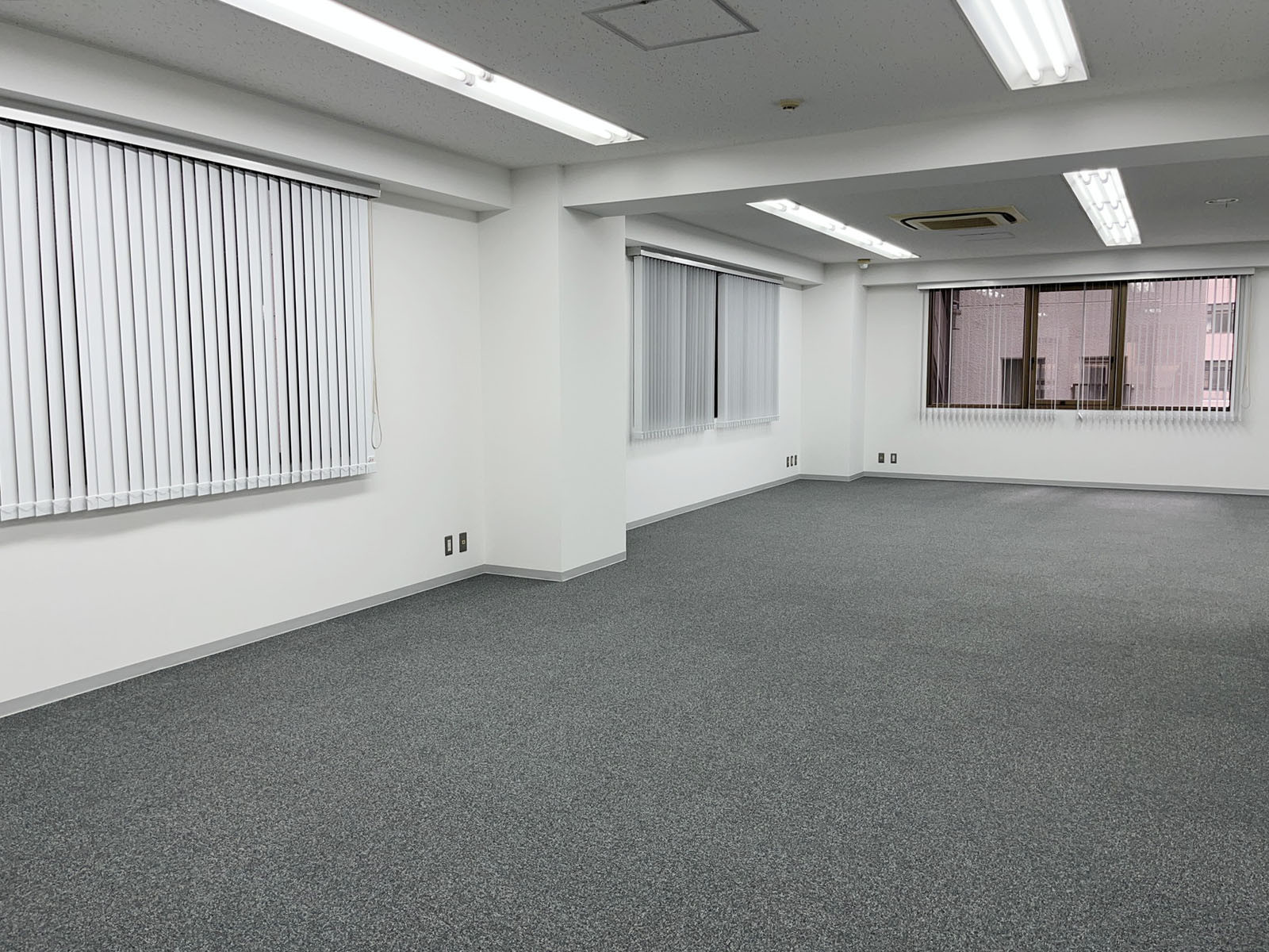 別角度の様子