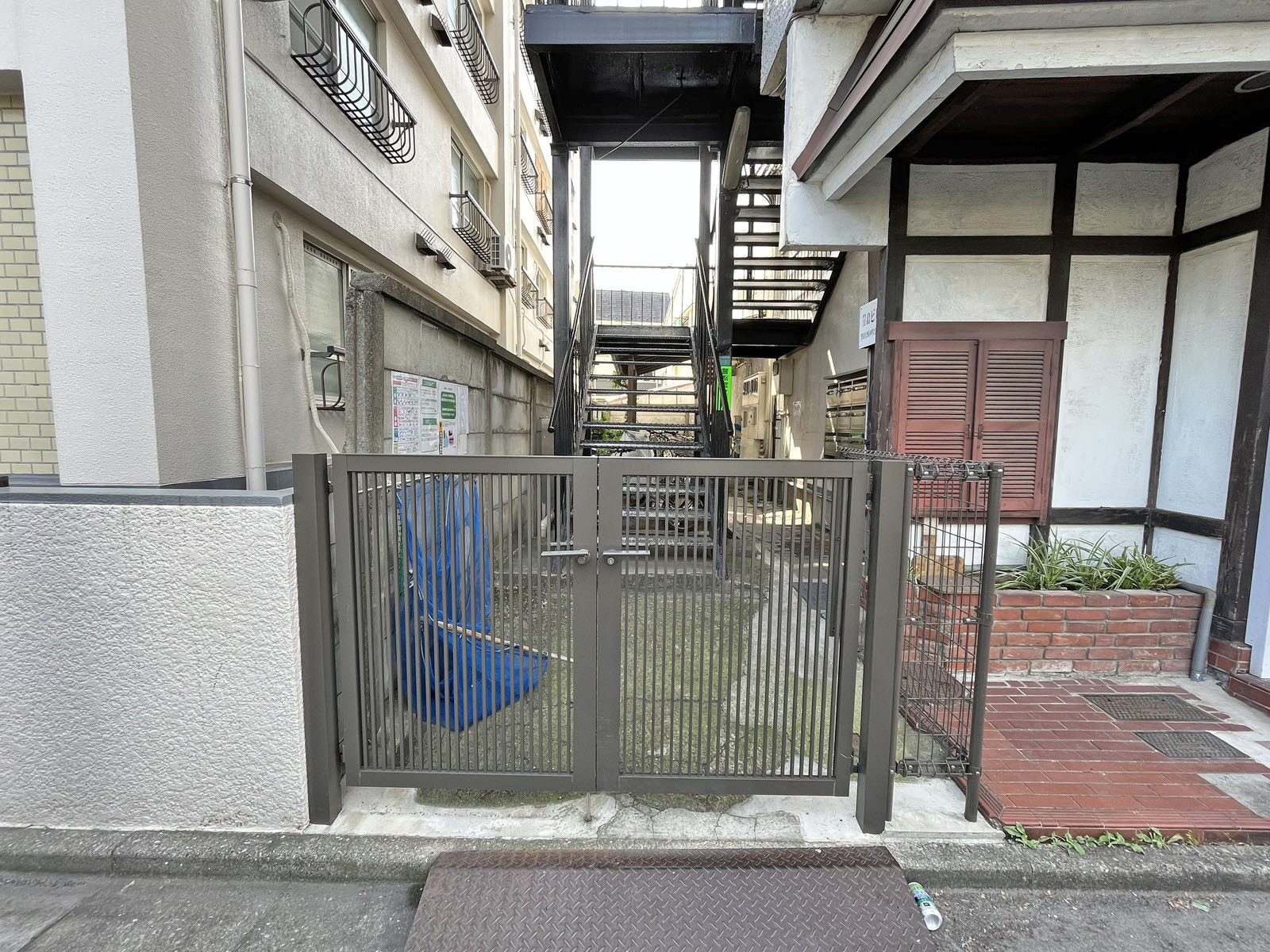 建物出入口