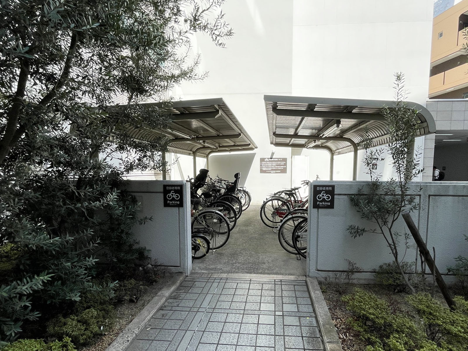 駐輪場