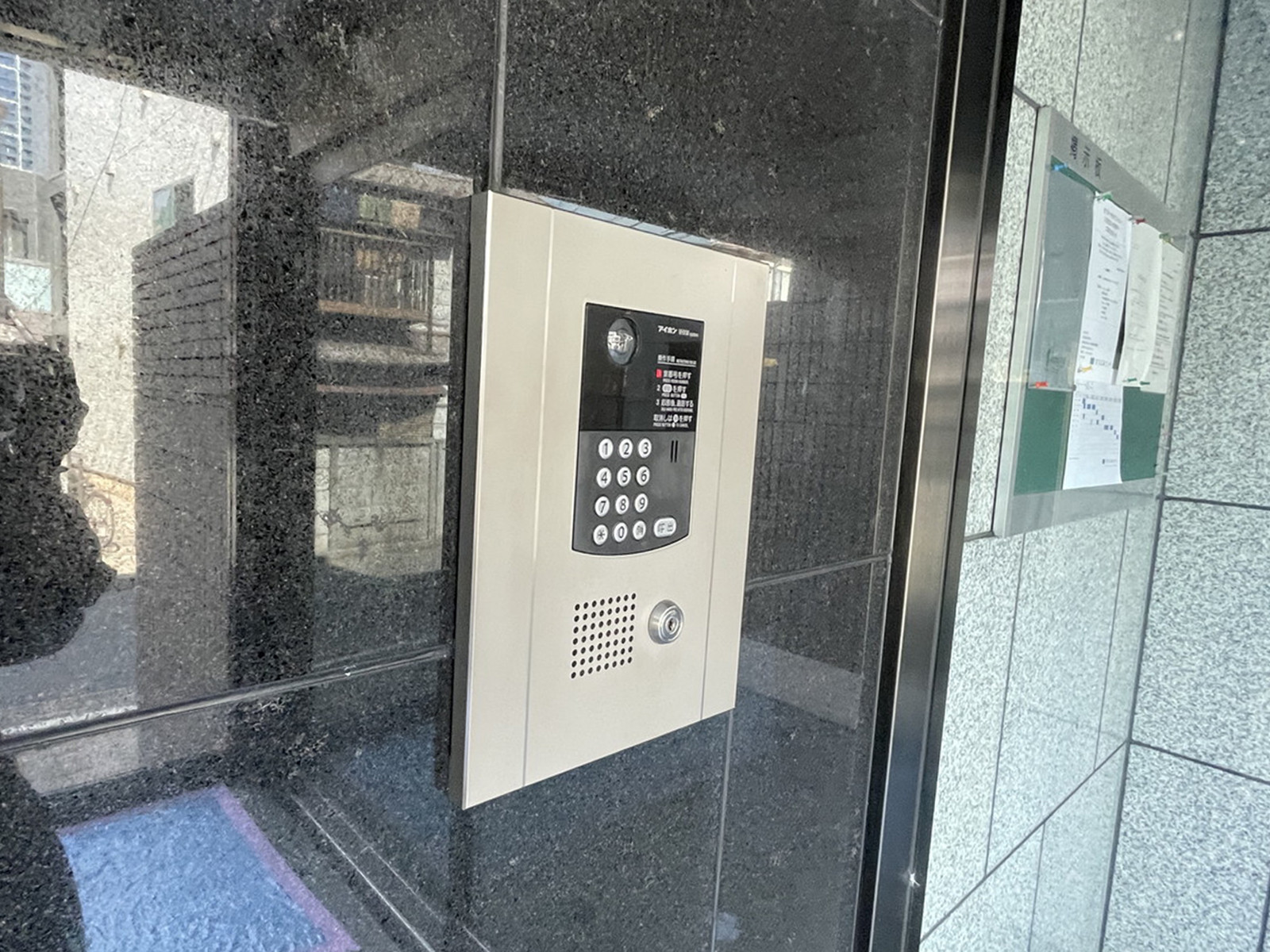 インターホン