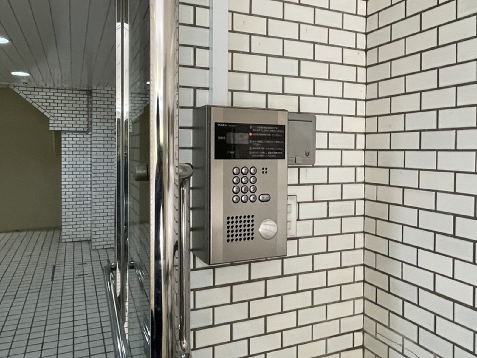 インターホン