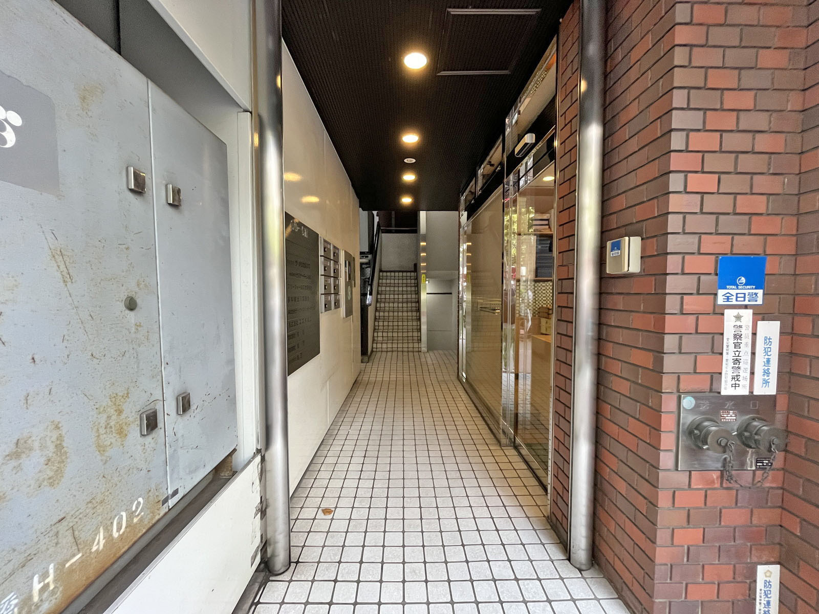 エントランス