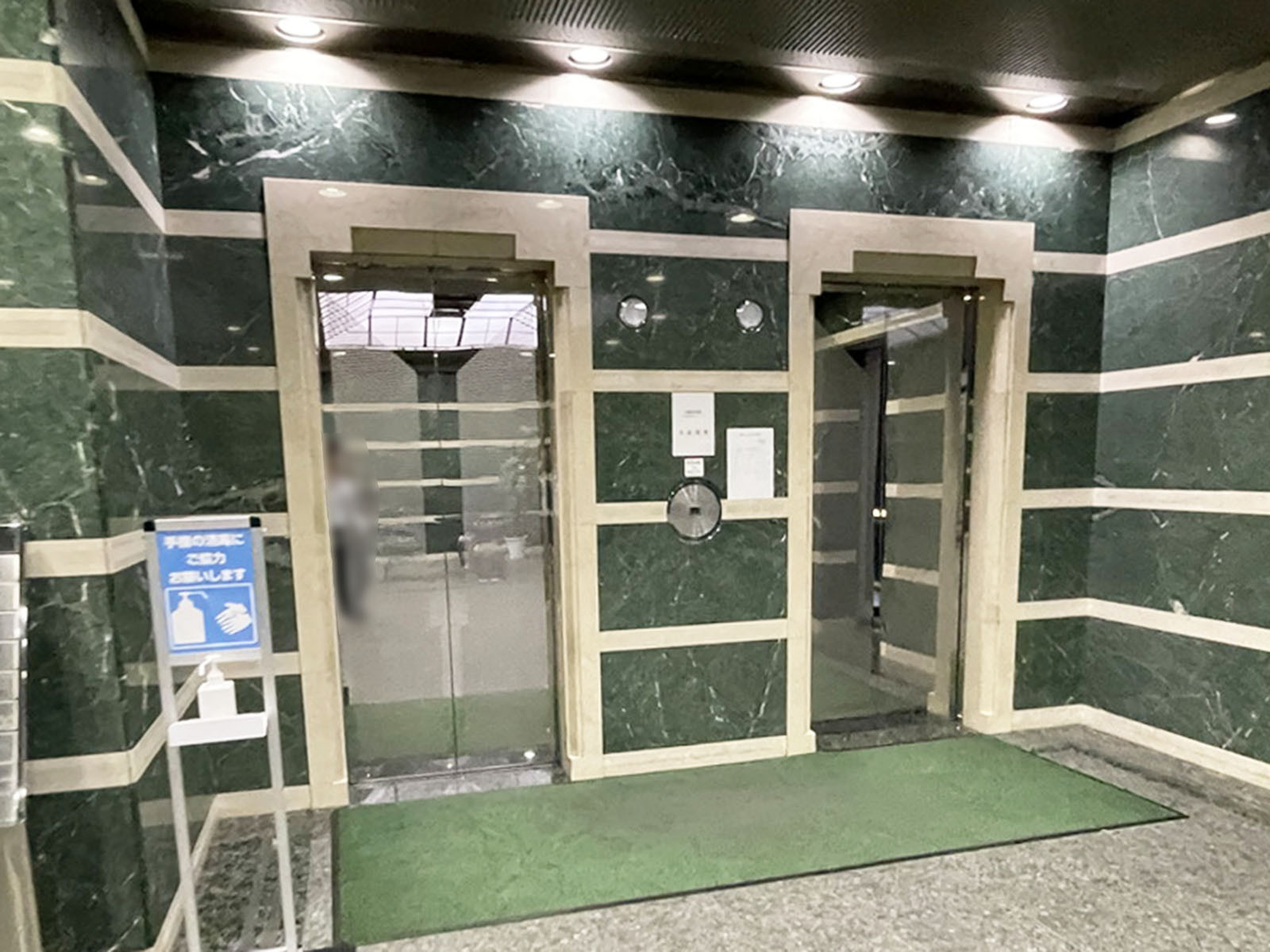 エレベーター