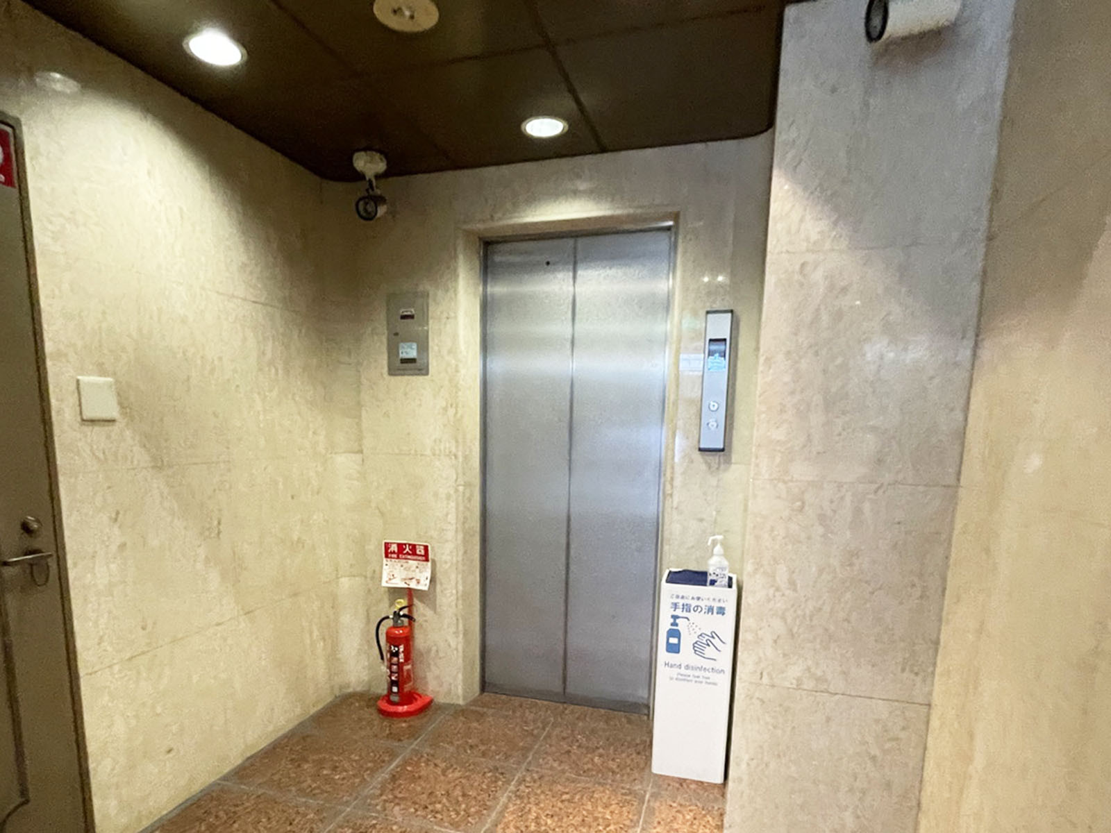 エレベーター