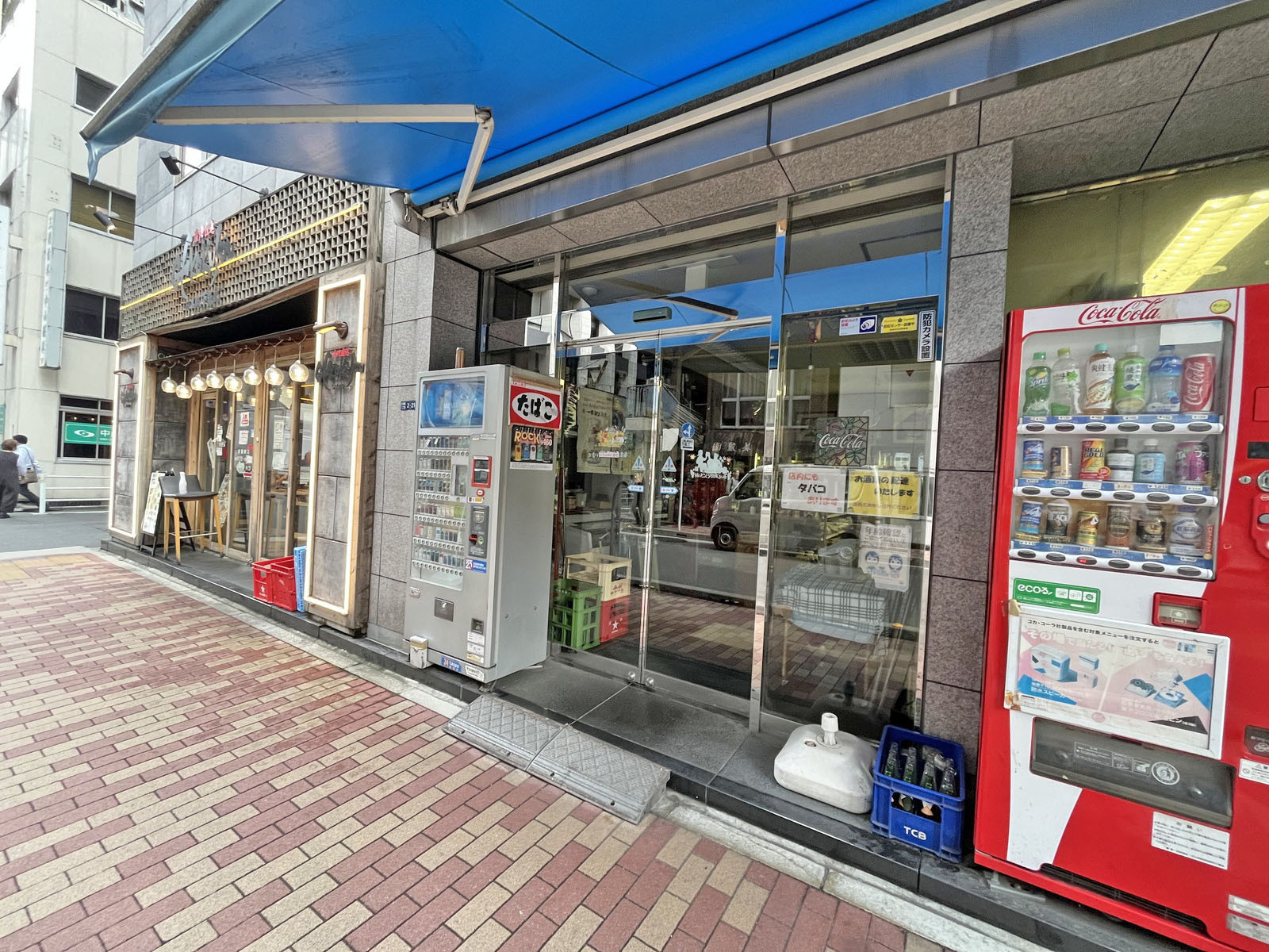 1階テナントの様子