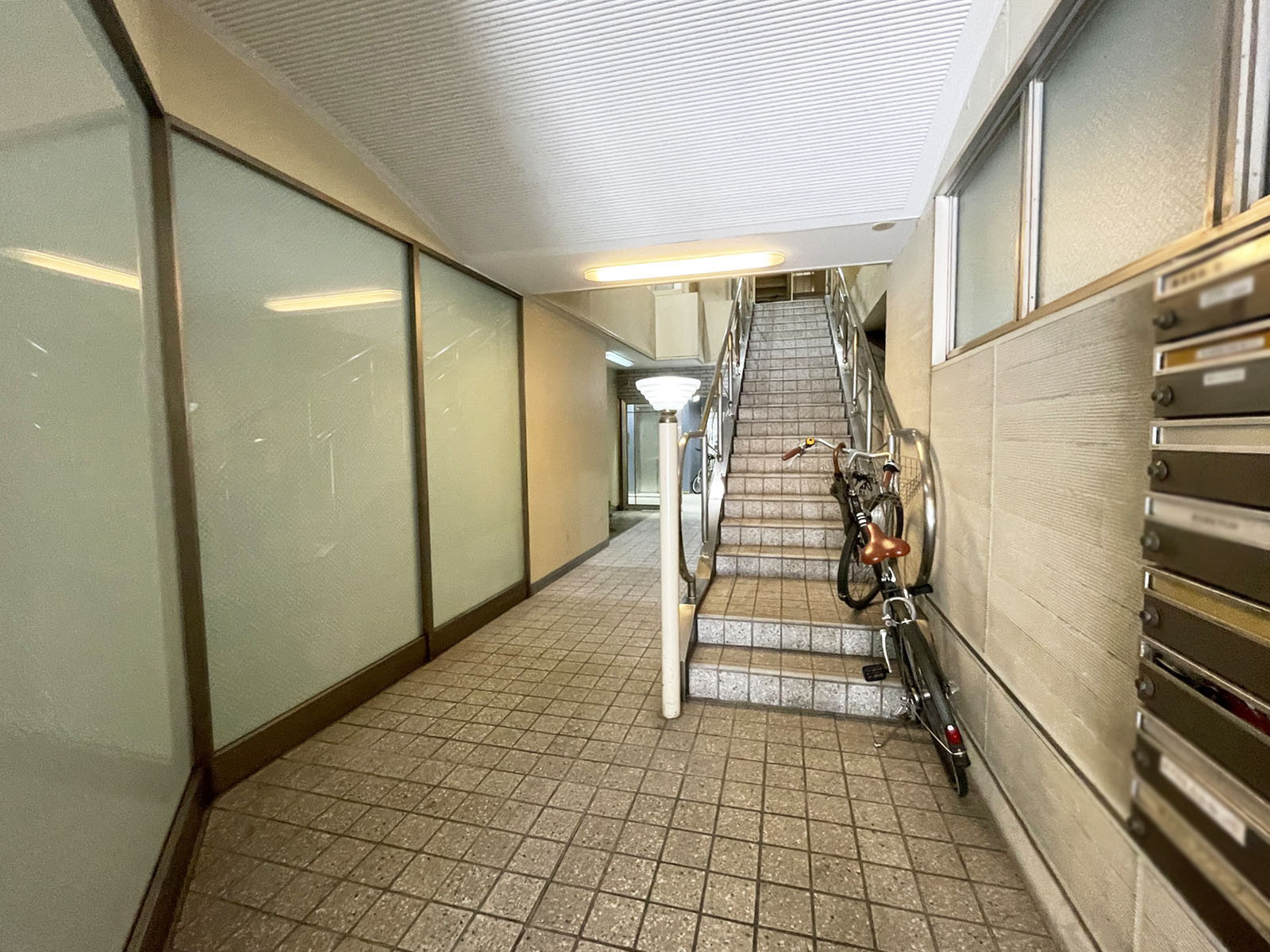 エントランスアプローチ