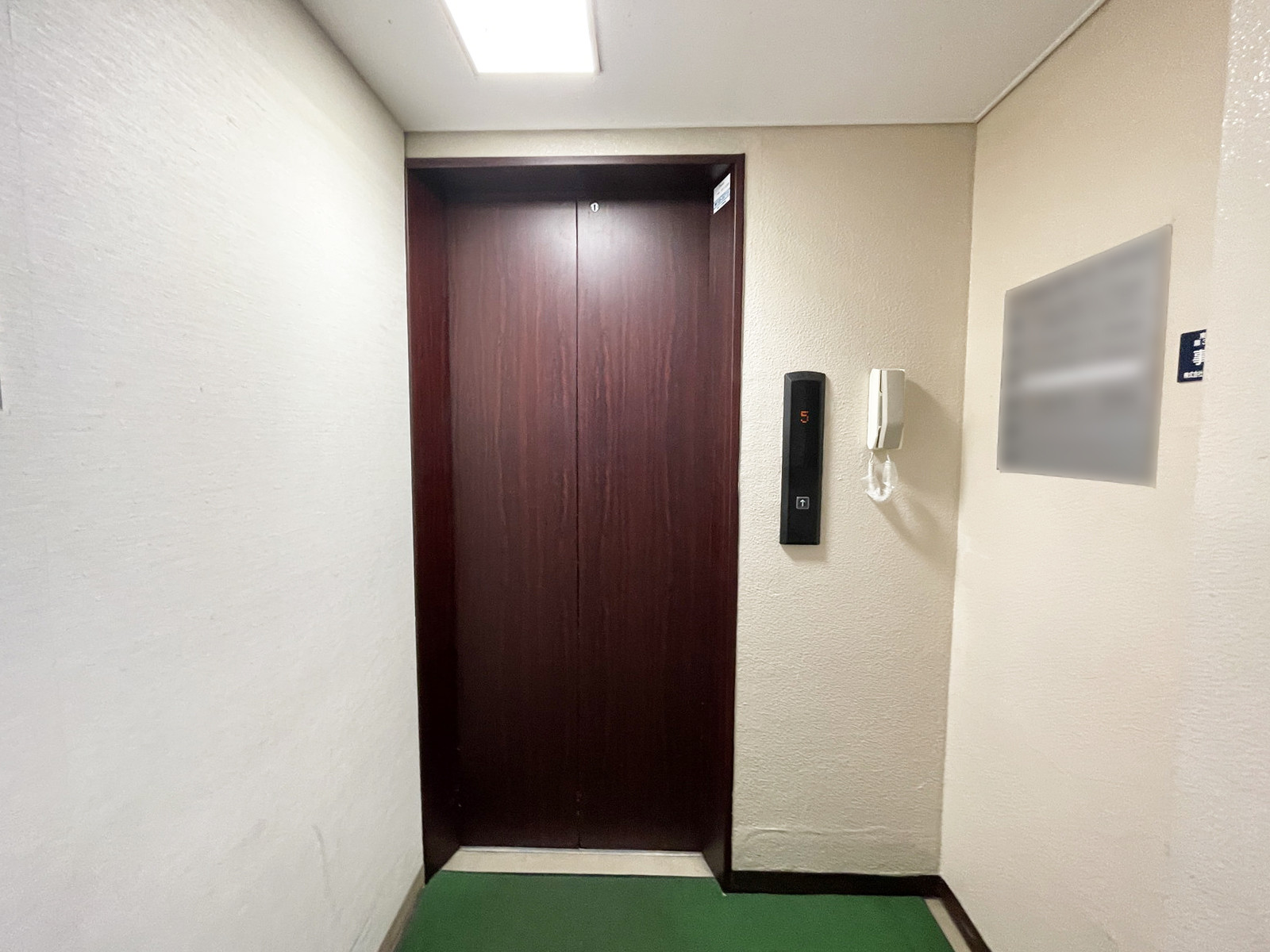 エレベーター(1基)
