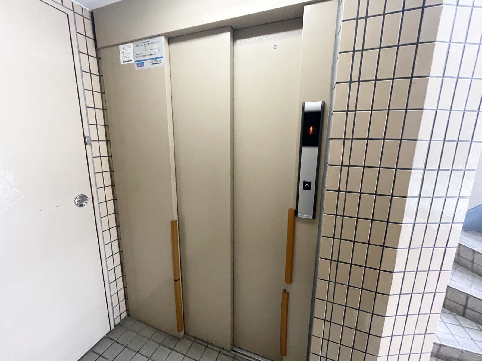 エレベーター