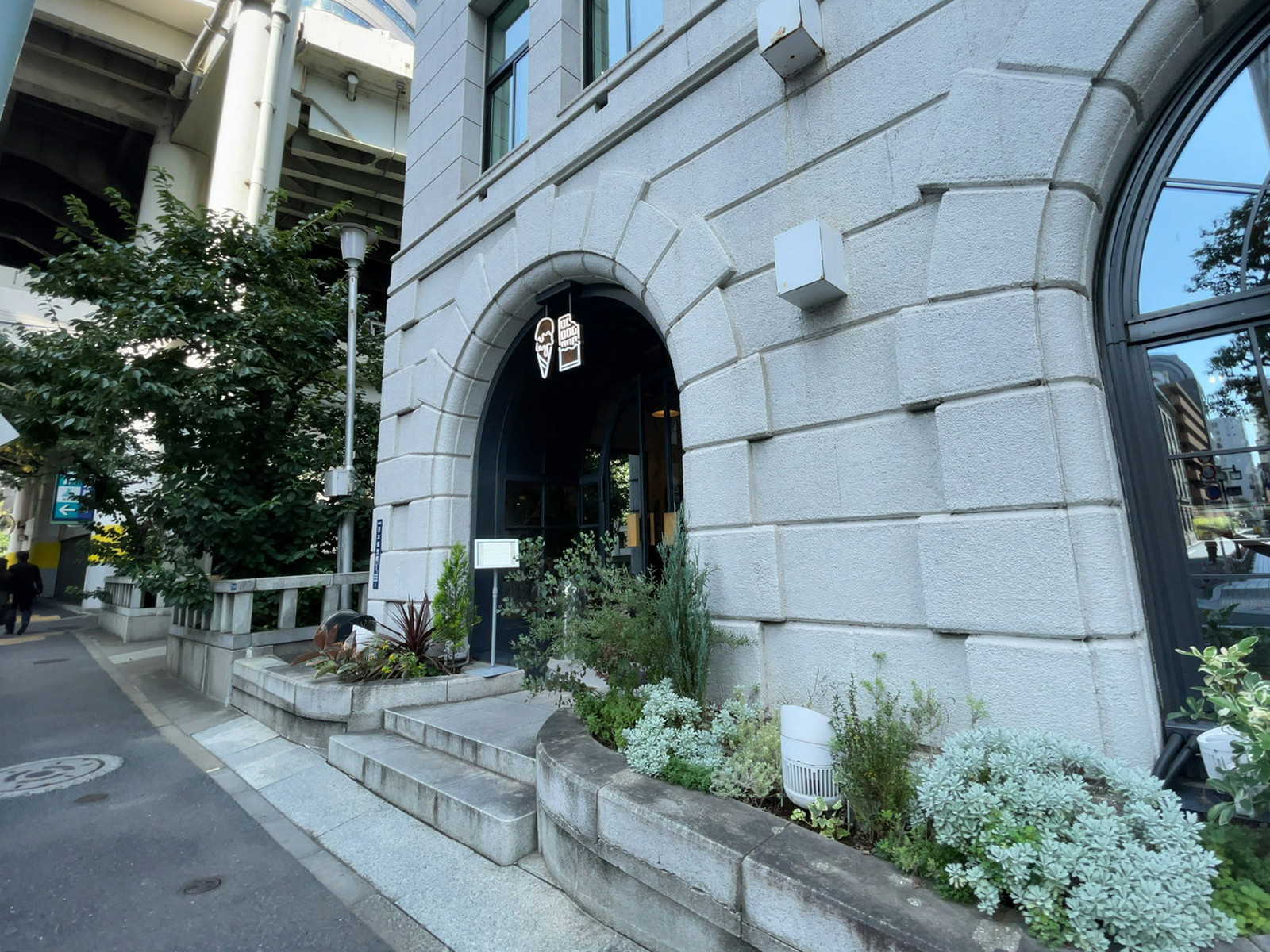 1階の飲食店
