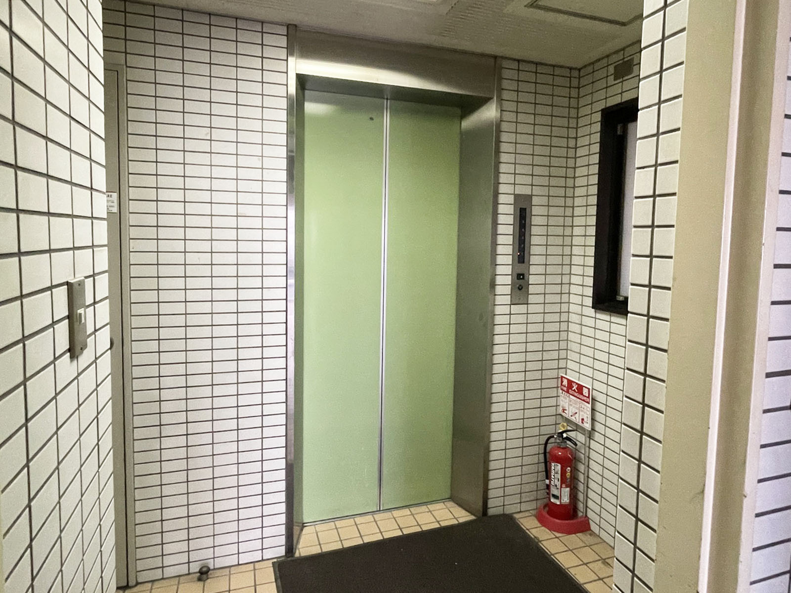 エレベーター