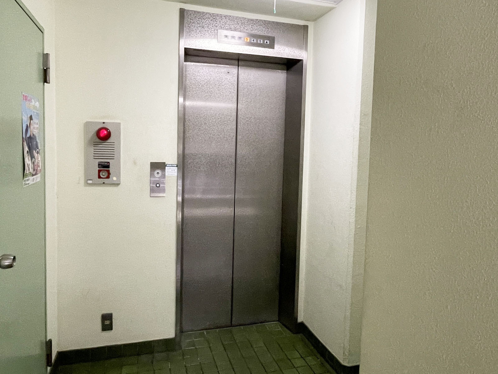 エレベーター
