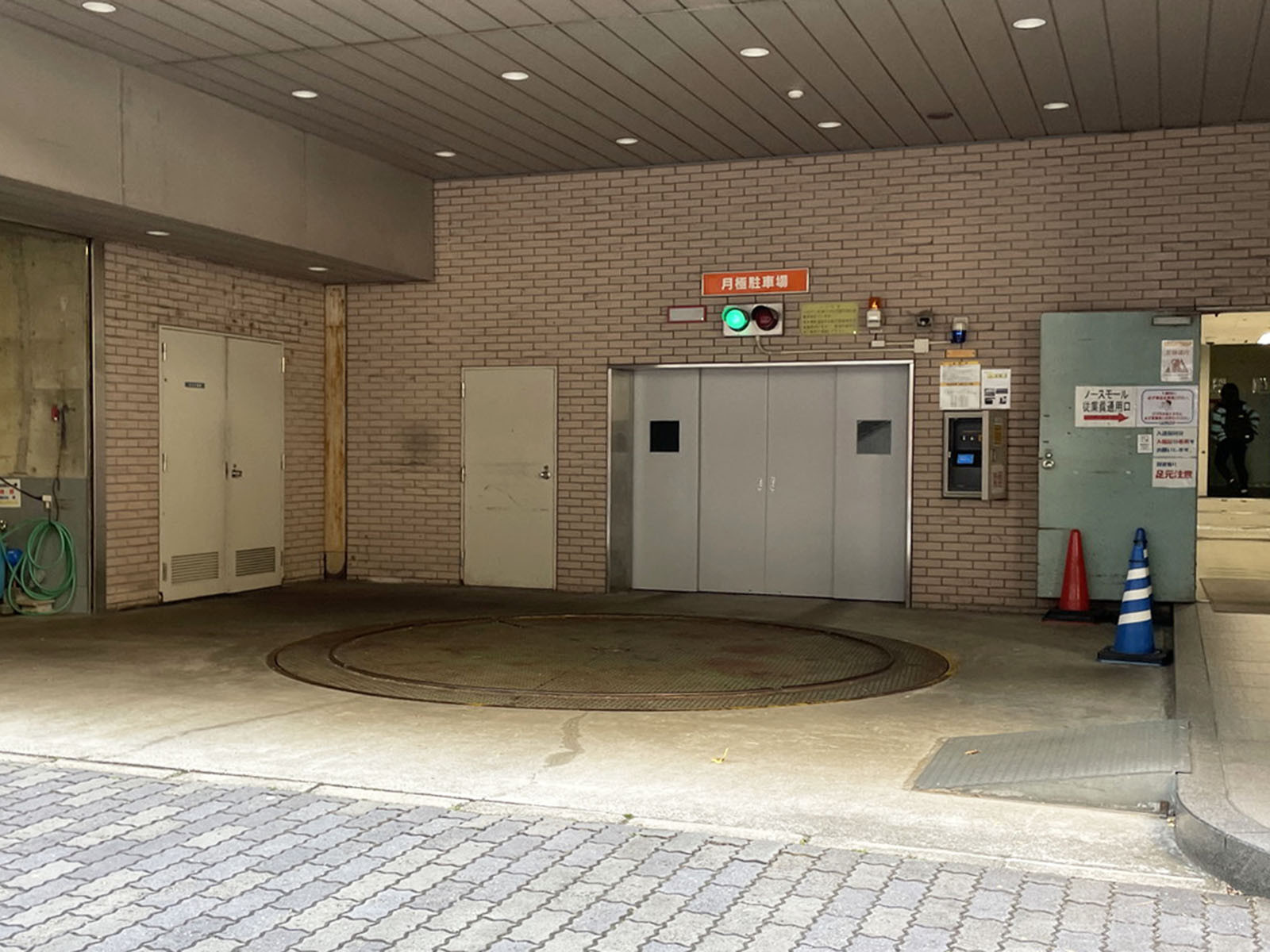 駐車場