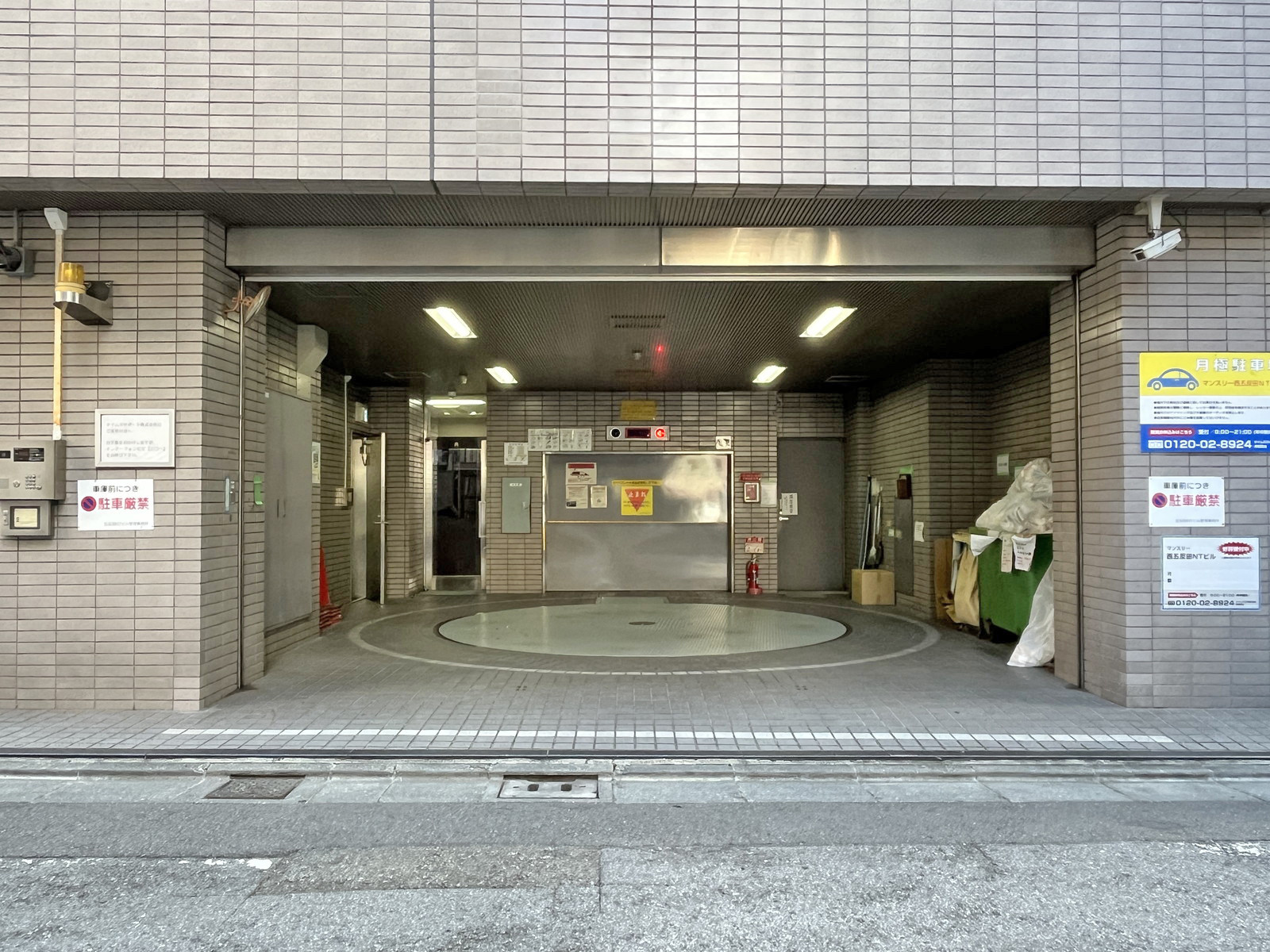 駐車場