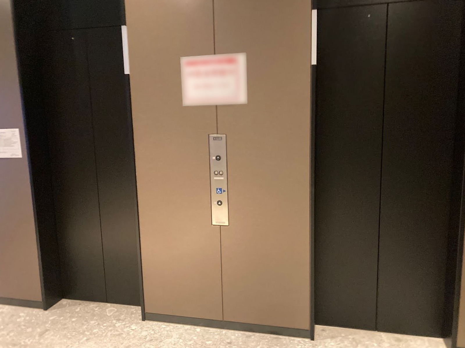 エレベーター