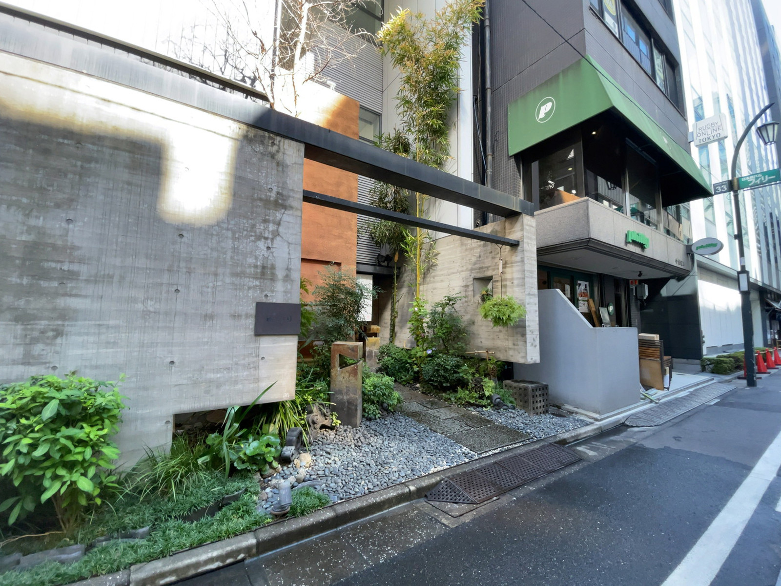 1階の飲食店