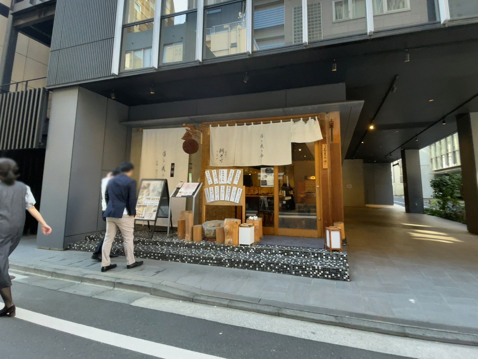 1階の飲食店