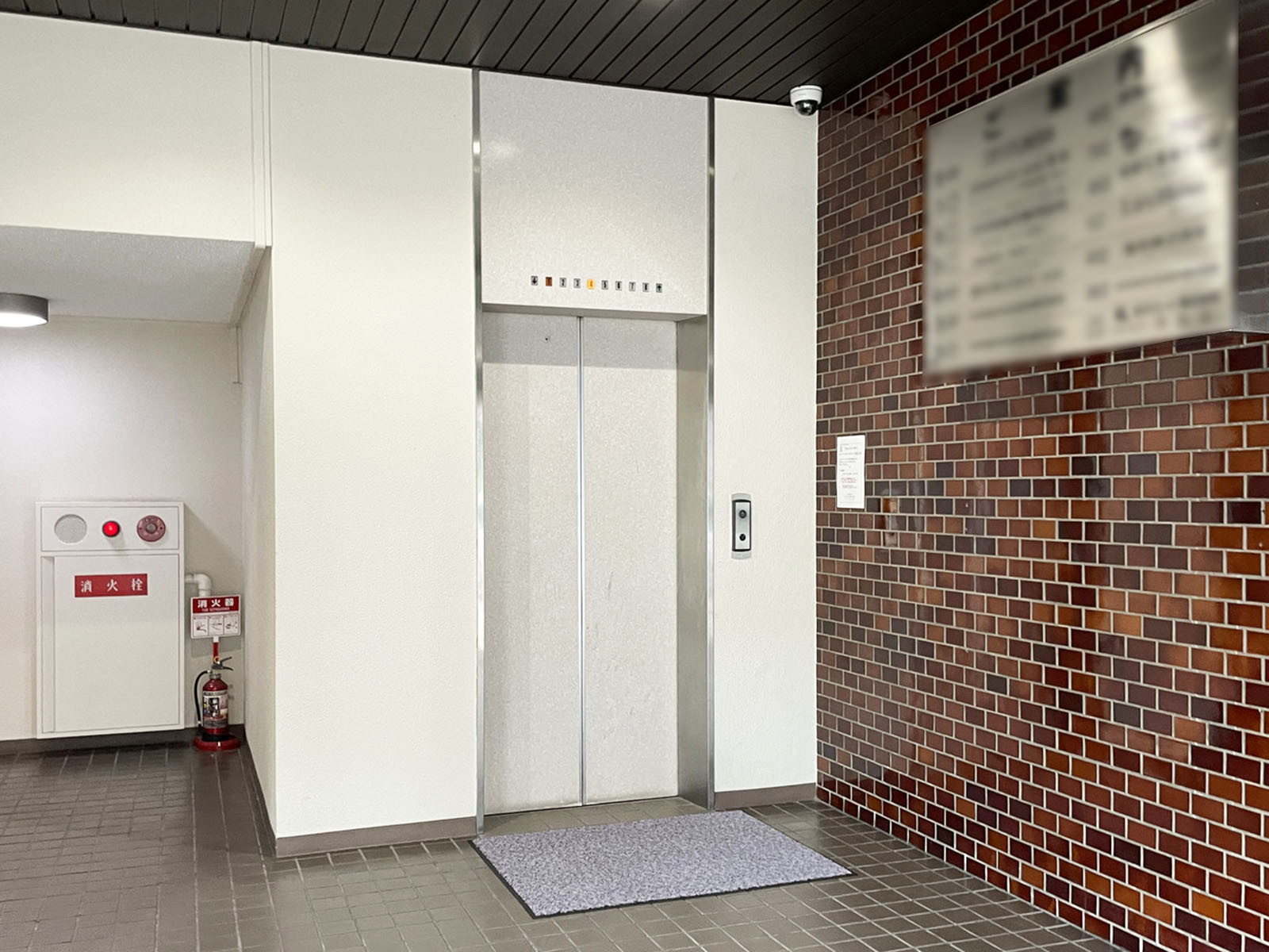 エレベーター（2基）