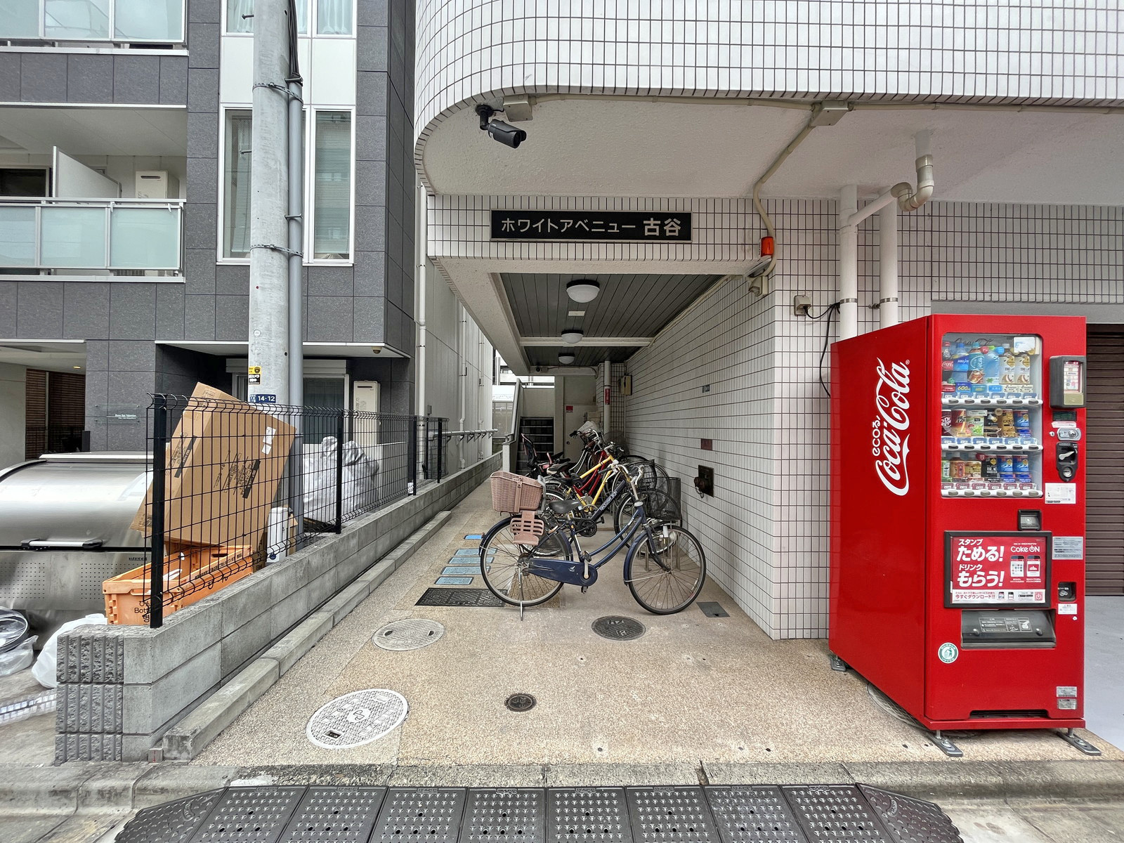 建物出入り口