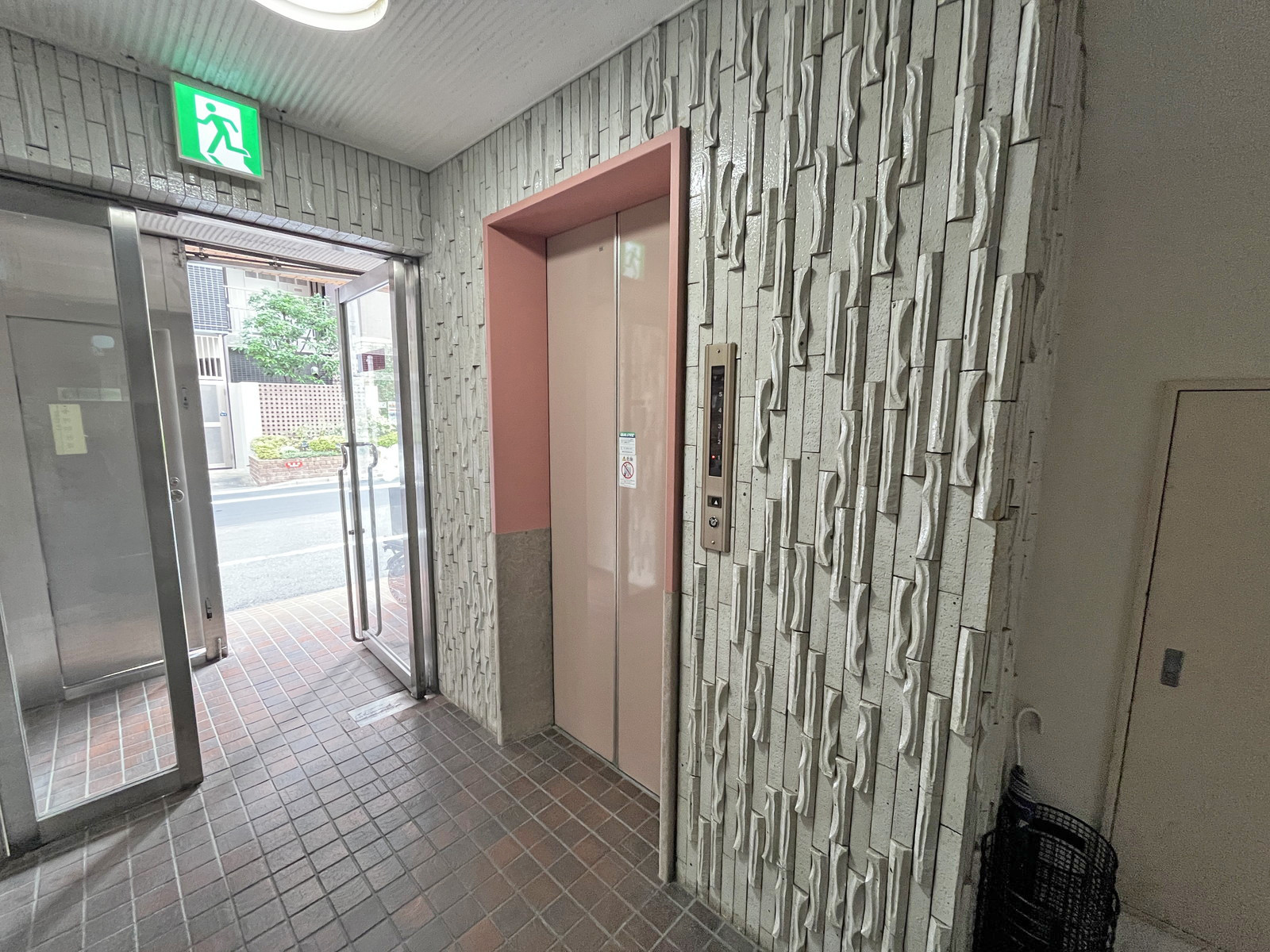 エレベーター