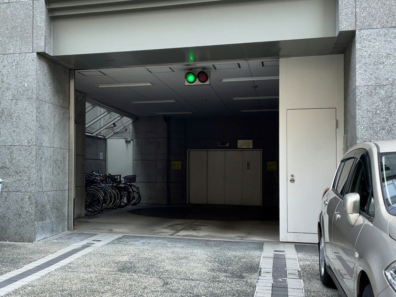 駐車場