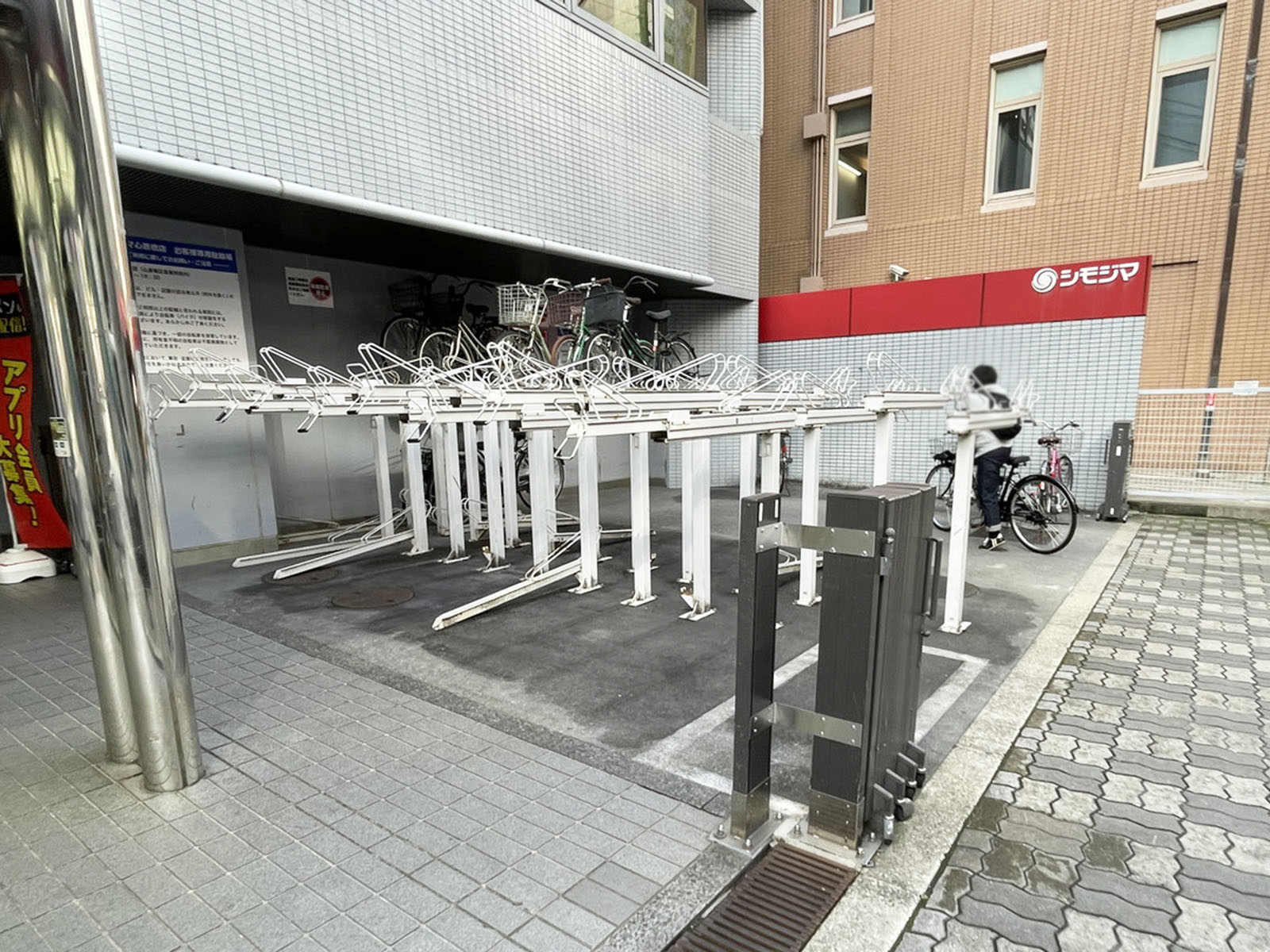駐輪場