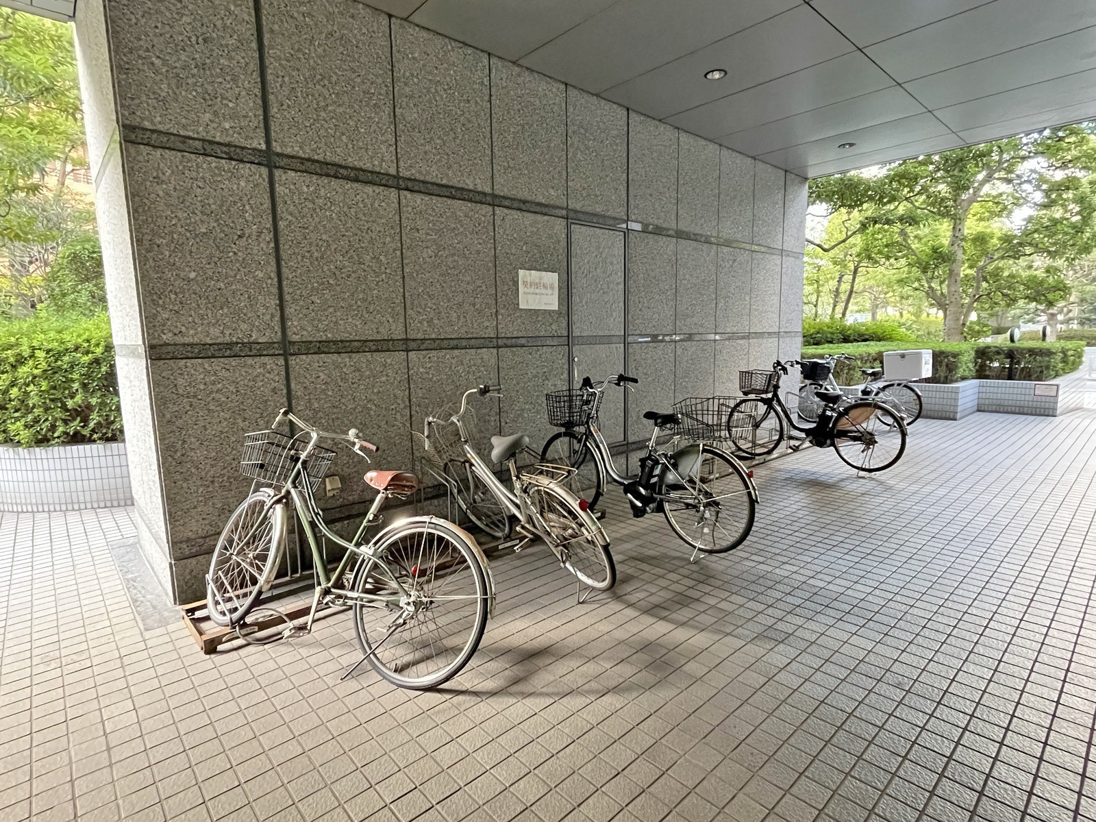 駐輪場
