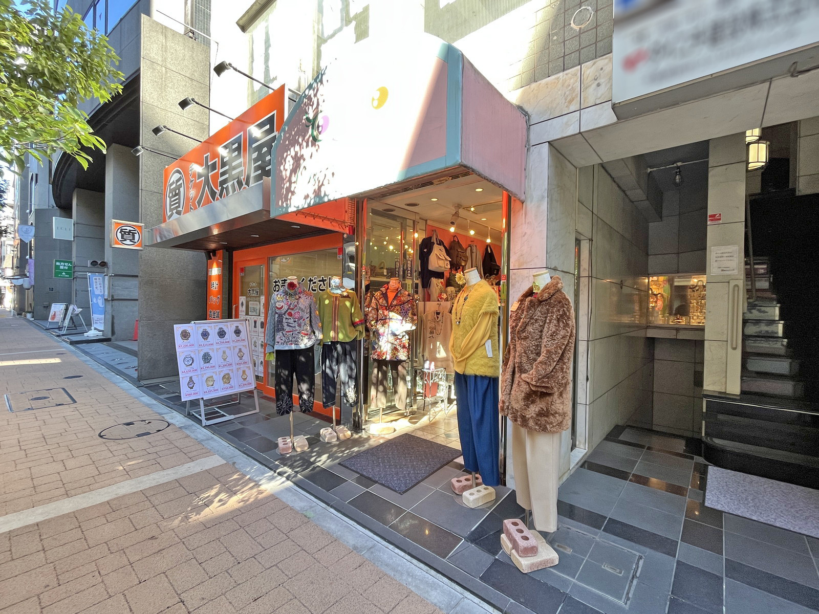1階テナントの様子