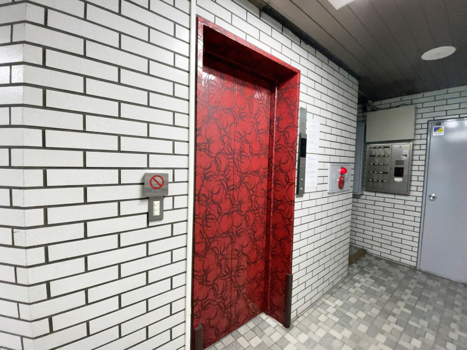 エレベーター