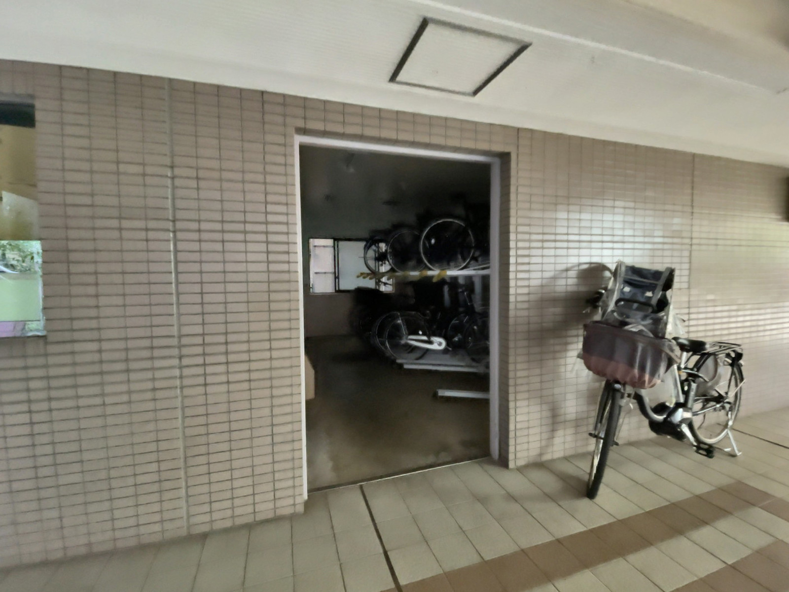駐輪場
