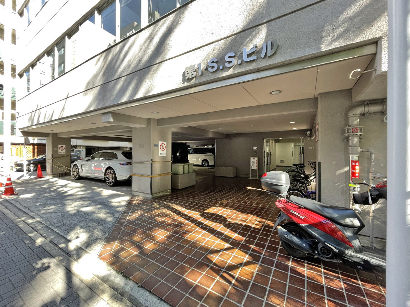 駐車場