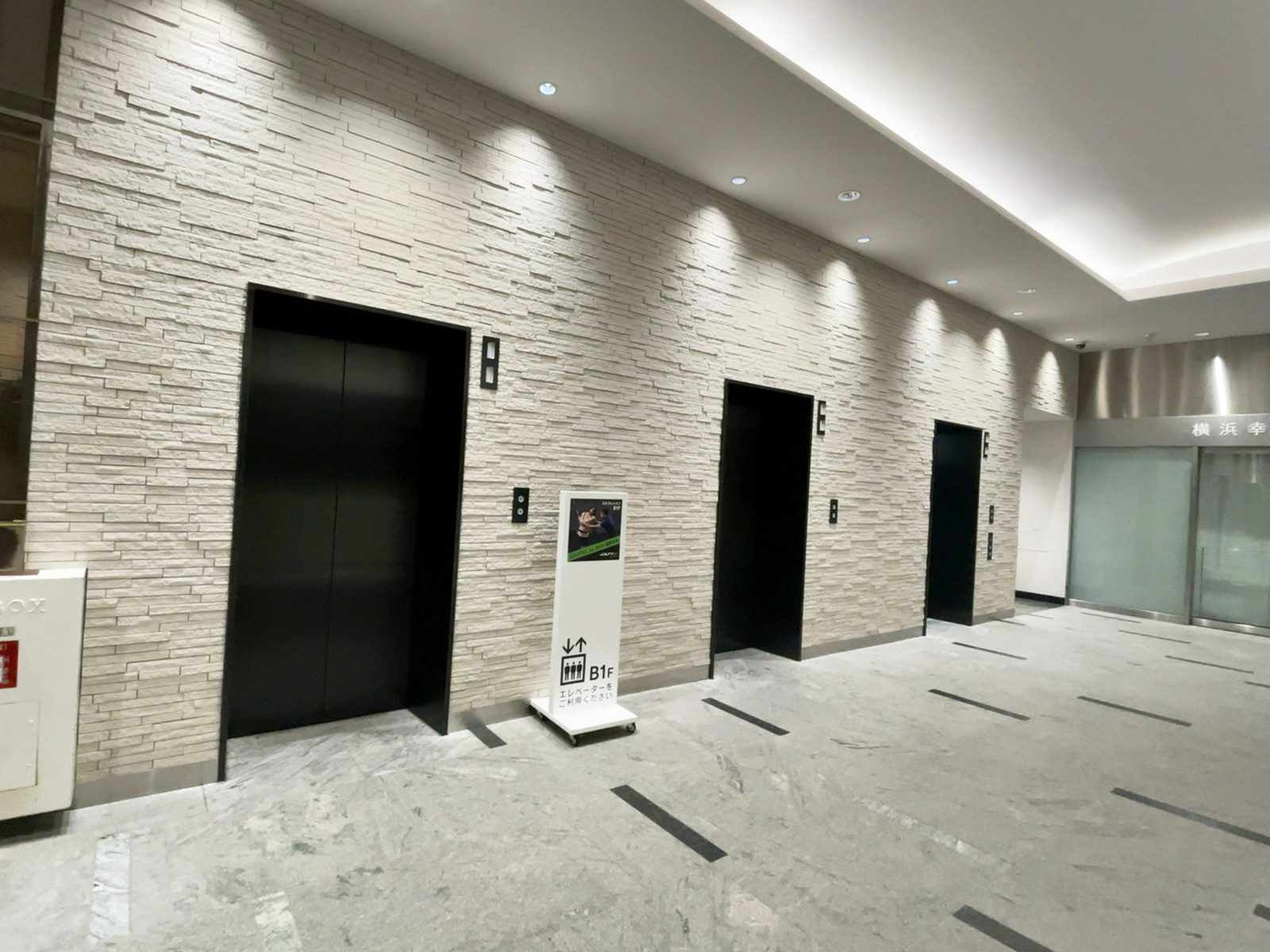 エレベーターホール