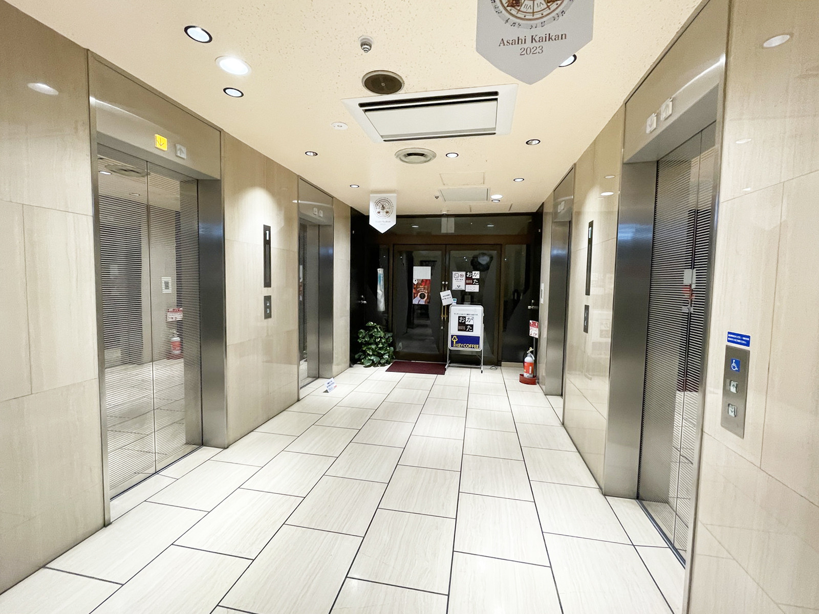エレベーターホール
