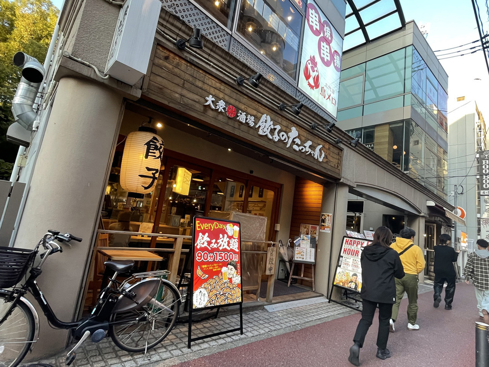 1階の飲食店