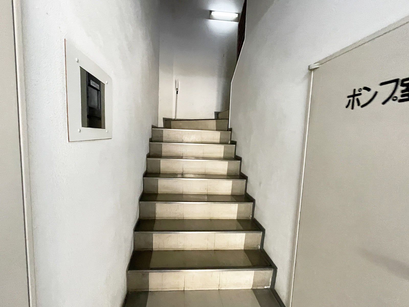 内階段