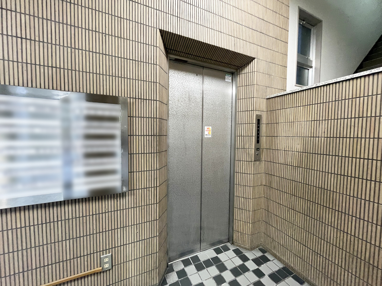 エレベーター