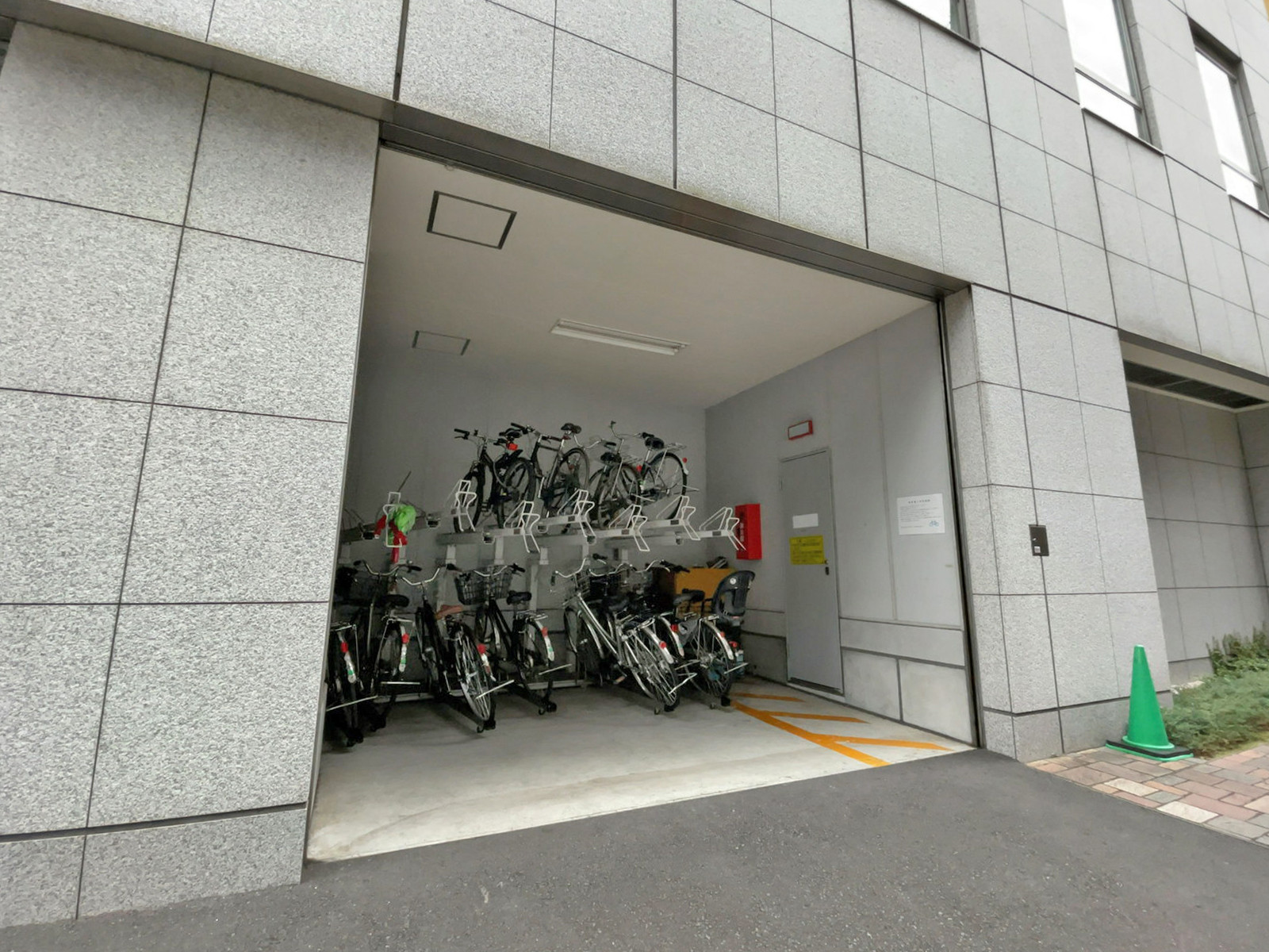 駐輪場