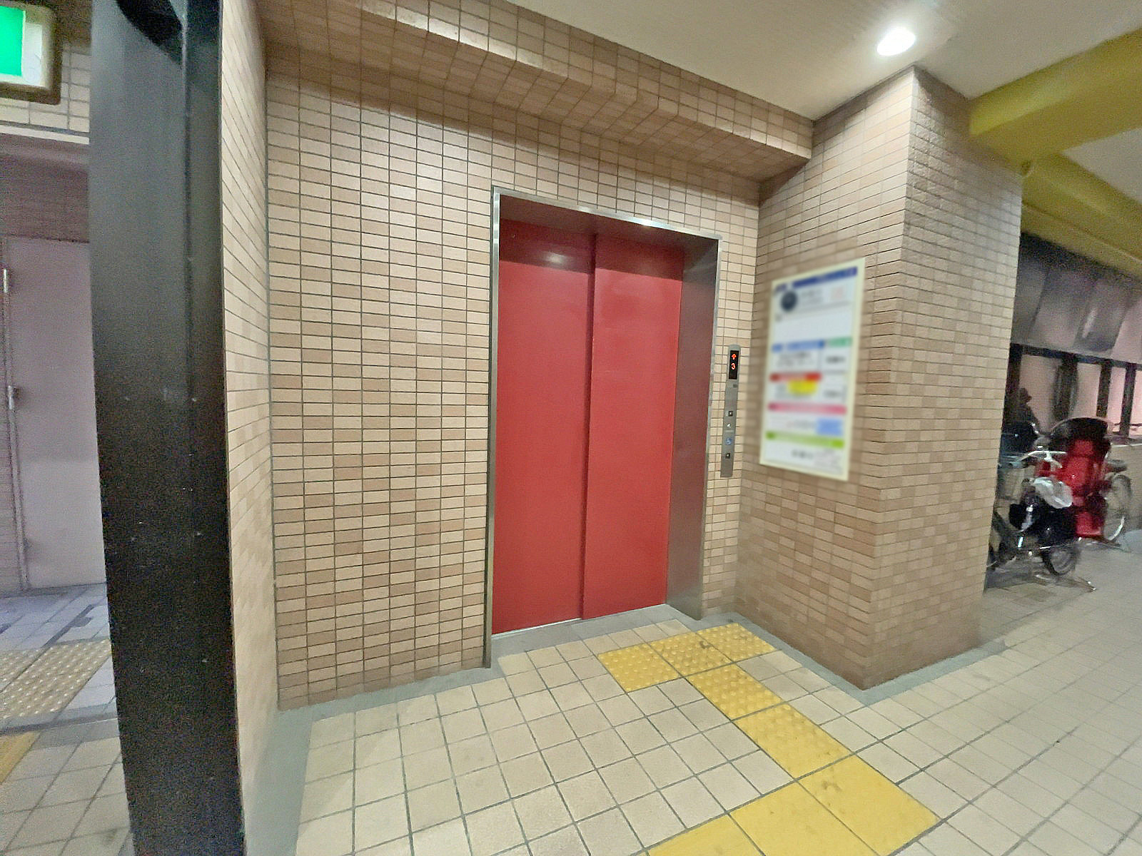 エレベーター