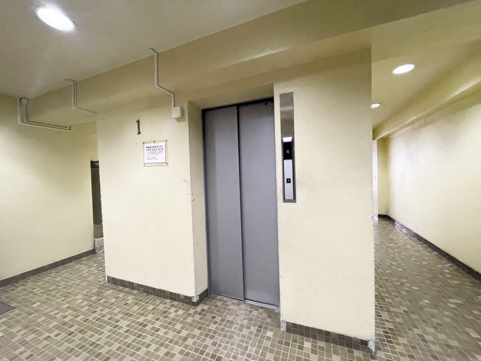 エレベーター