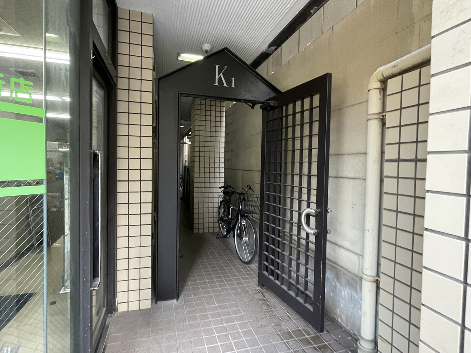 エントランスアプローチ