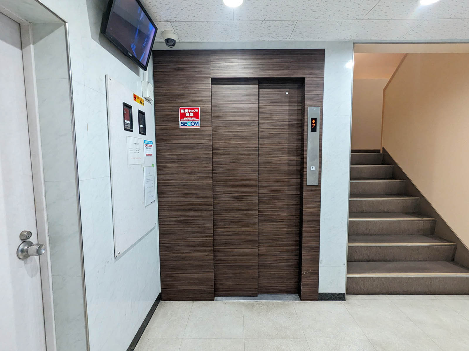 エレベーター