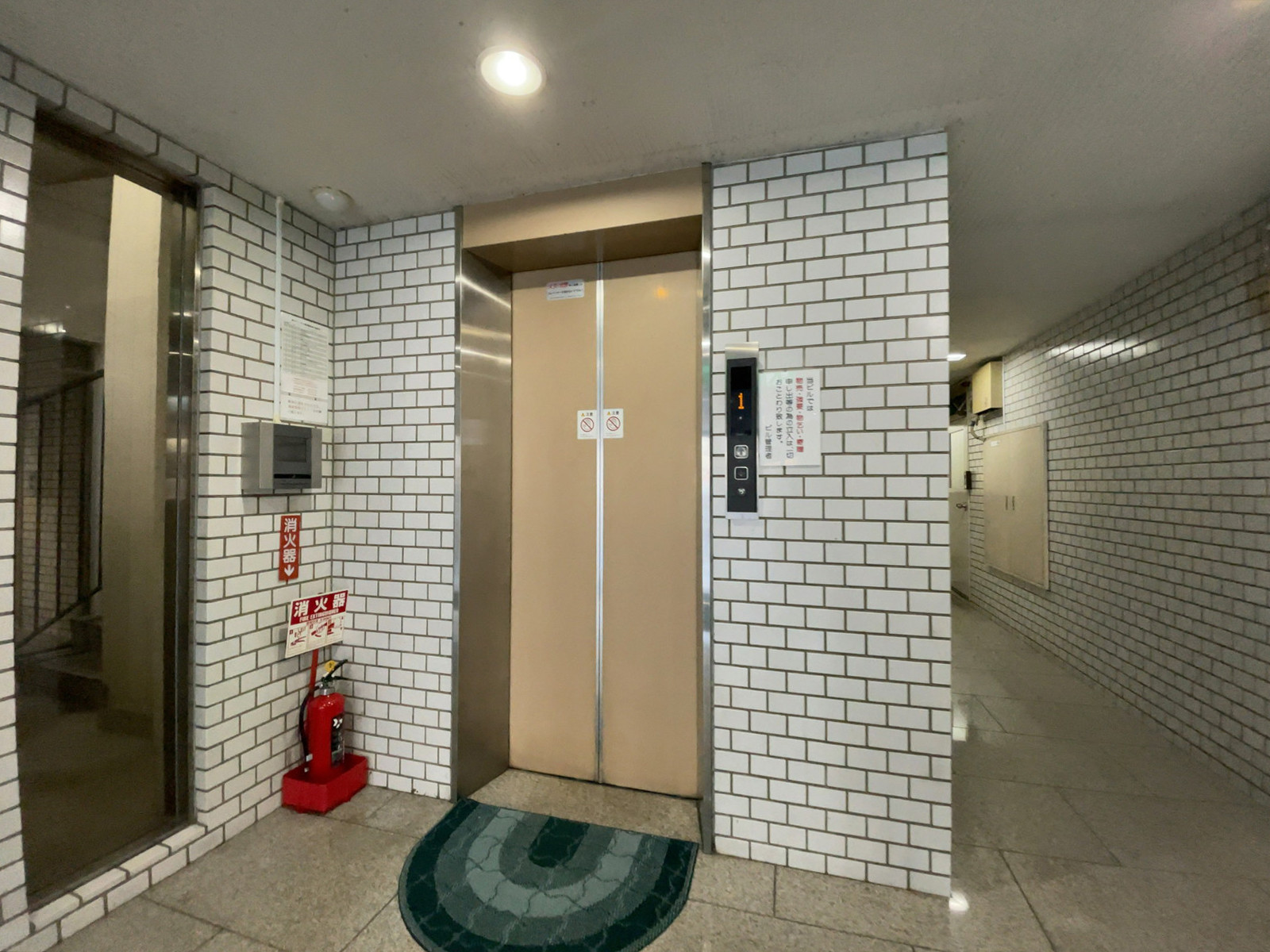 エレベーター