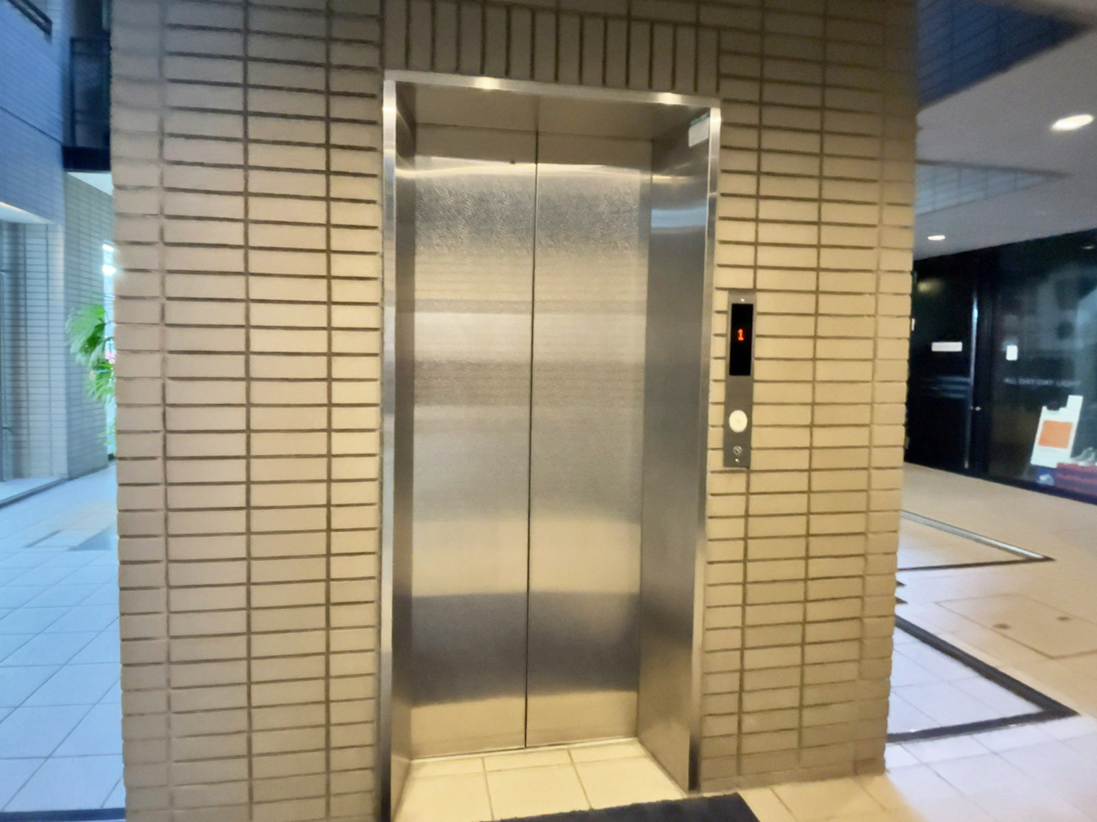 エレベーター