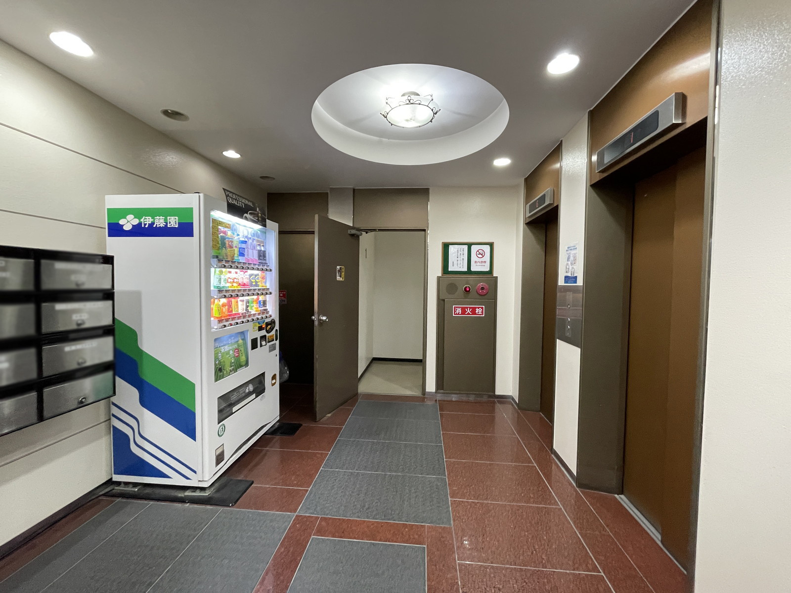 エントランス