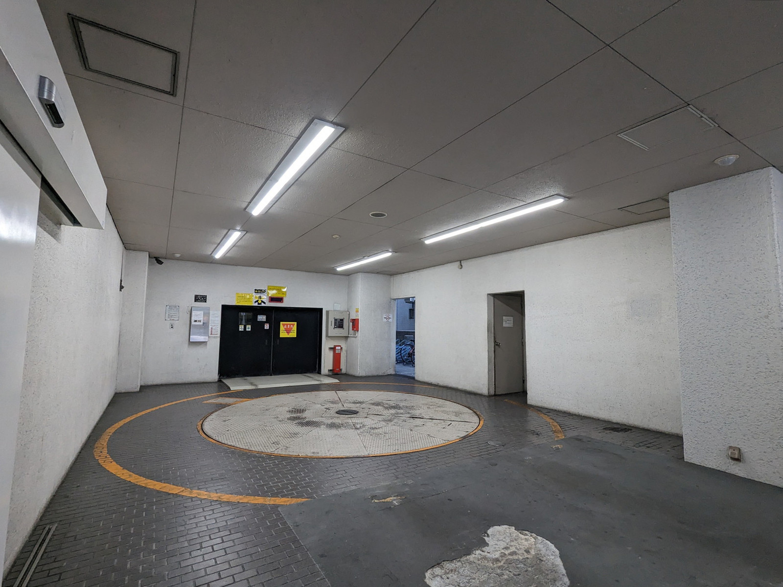駐車場