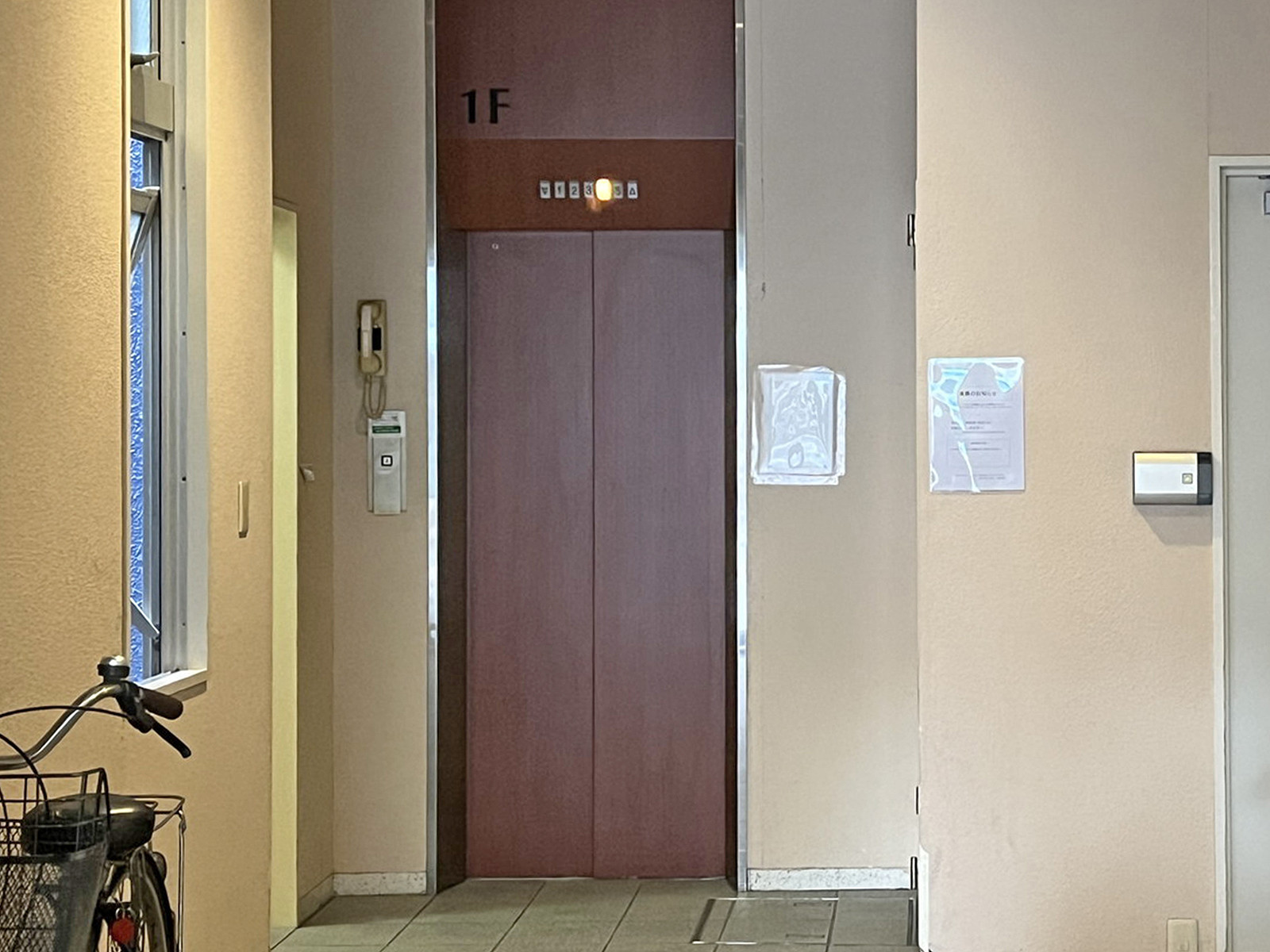 エレベーター