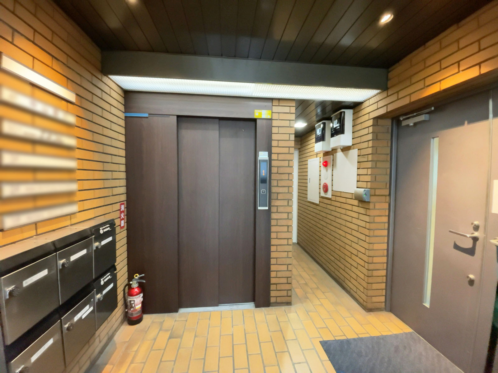 エントランス