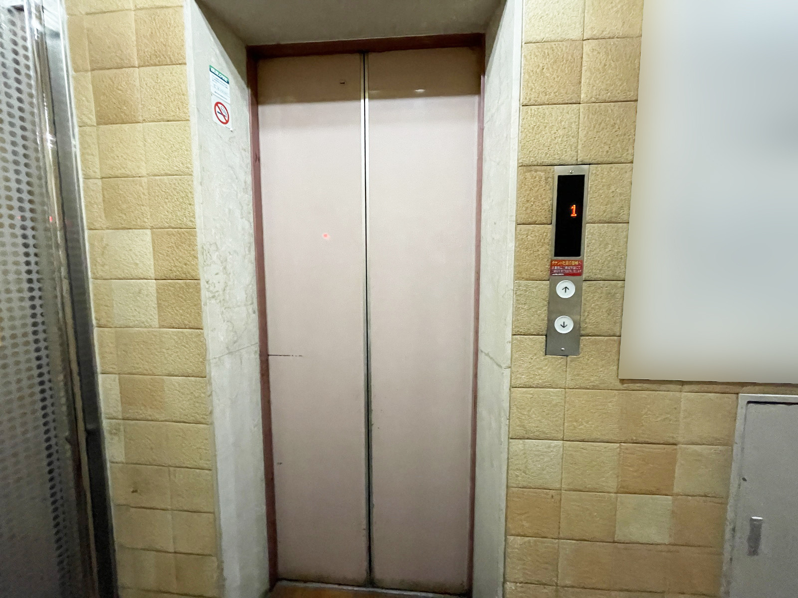 エレベーター